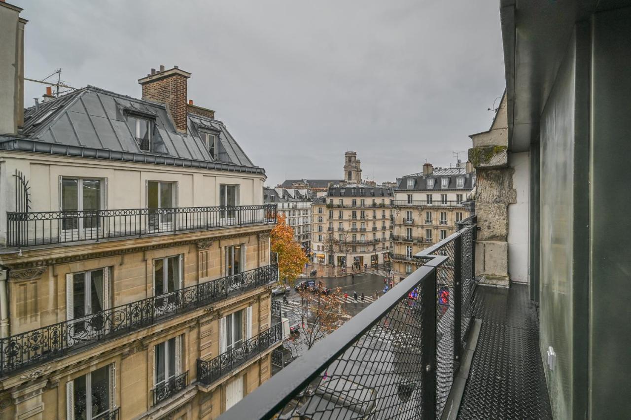 Best Place In Saint Germain Des Pres Paris Exterior photo